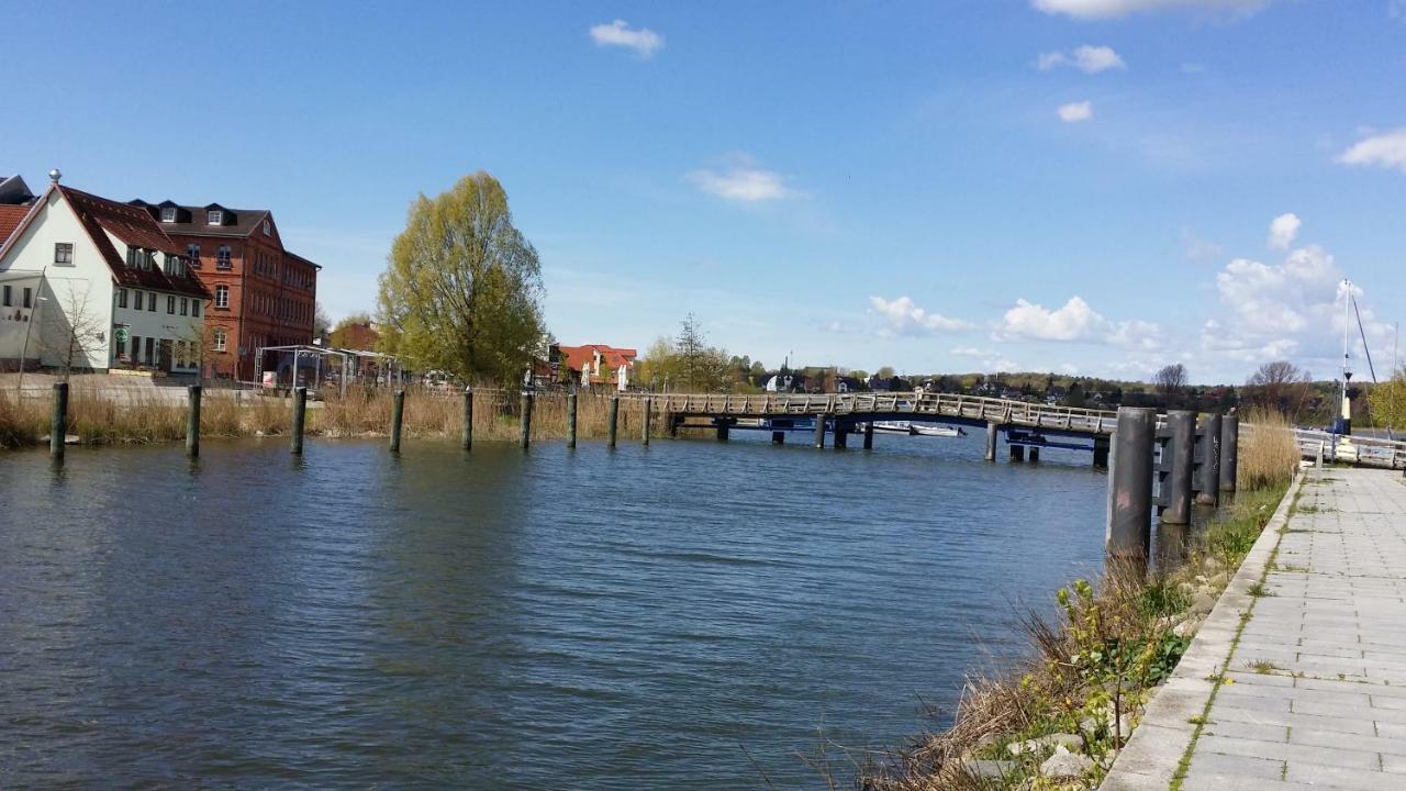 Ferienhaus Storchenweg Mahlzow Luaran gambar